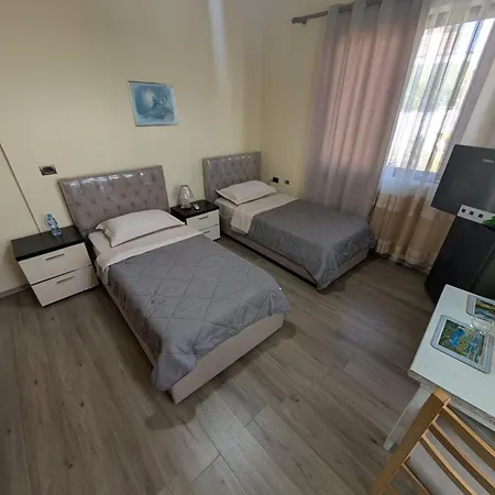 Meta's Maison d'hôtes Tirana